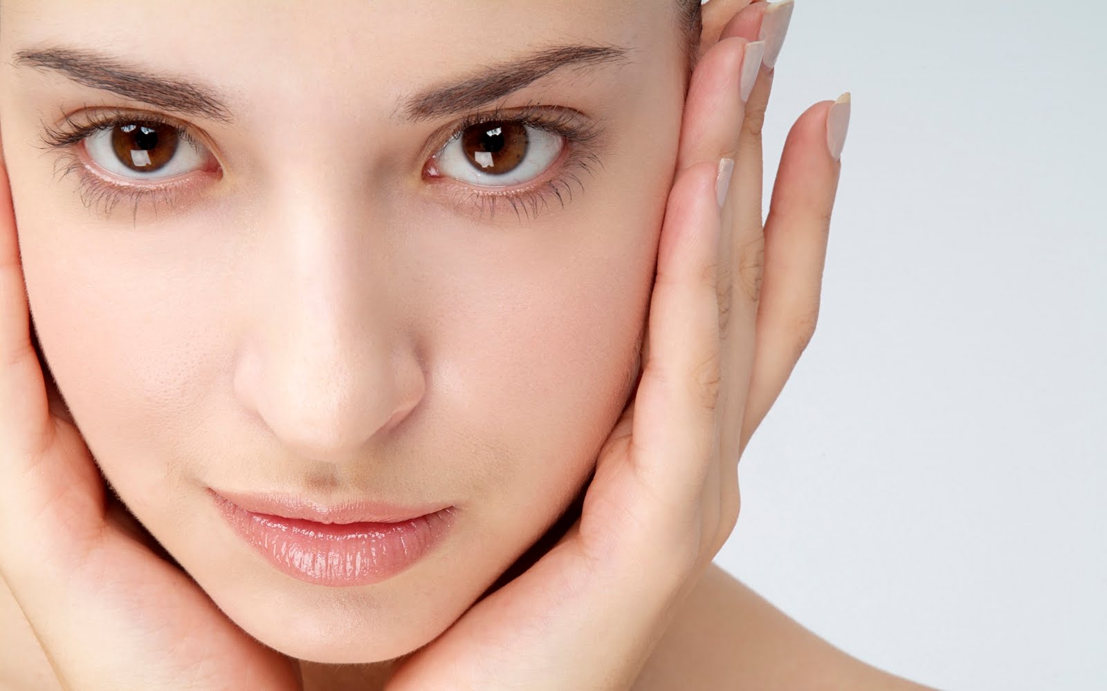 6 cách làm căng da vùng mắt hiệu quả