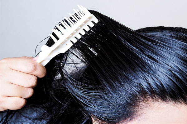 cach-cham-soc-toc-dau-khong-bi-bet1